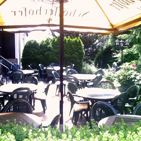 Pension Waldesruh Welschneudorf Buitenkant foto
